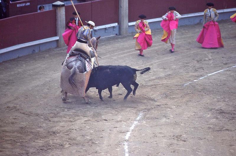 WT 2300 309-27 Spain.jpg